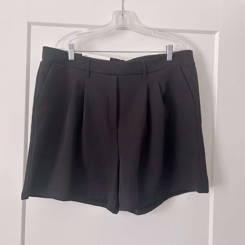 NEW Black Dressy Shorts with Elastic Waistband and Relaxed Fit